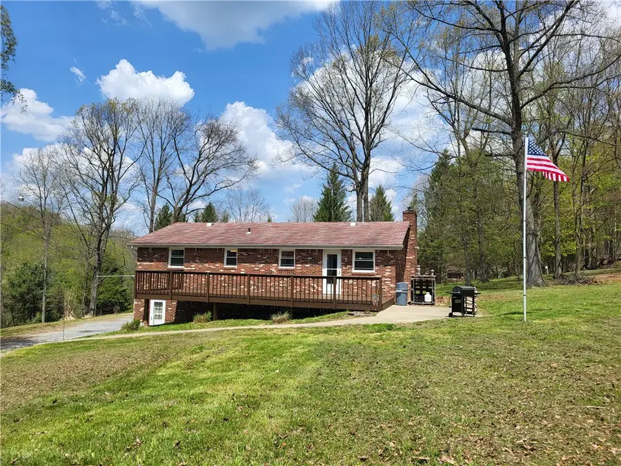 45 Coulter Estates Drive, Burgettstown, PA 15021 - #2