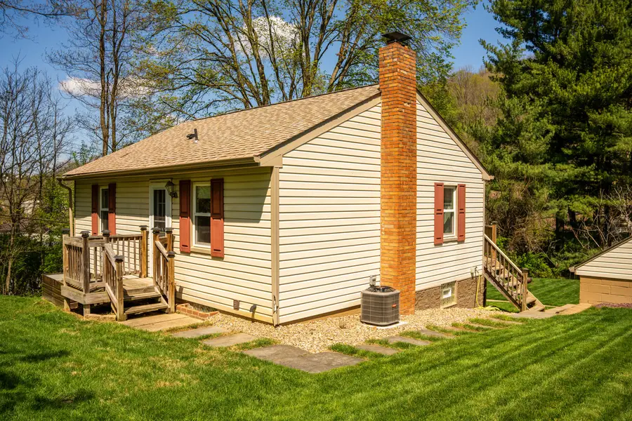 Address Withheld By Seller, Coraopolis, PA 15108 - #3