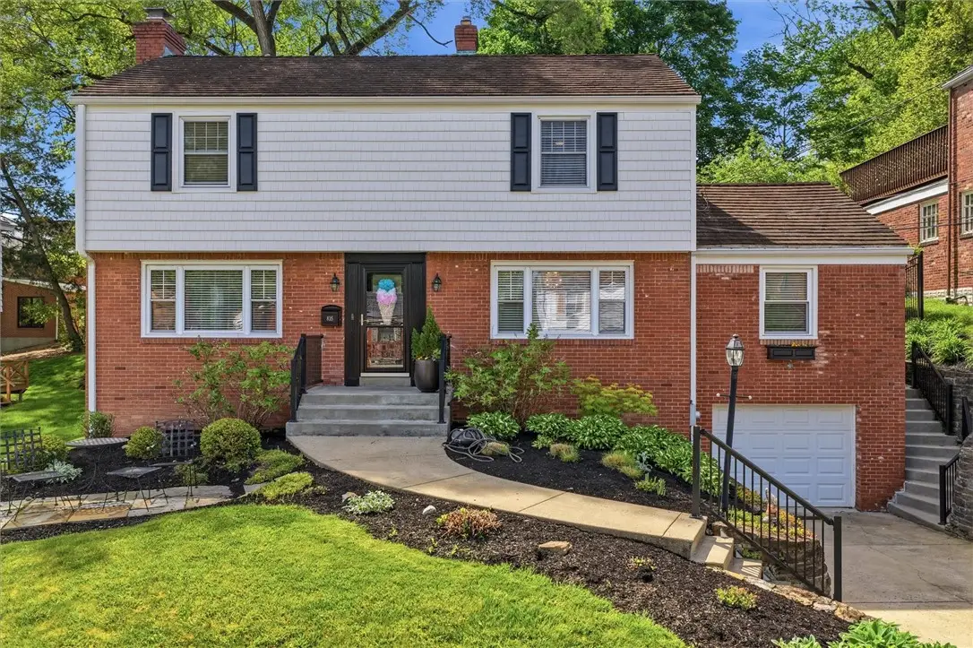 835 Chalmers Pl, Pittsburgh, PA 15243 - #1