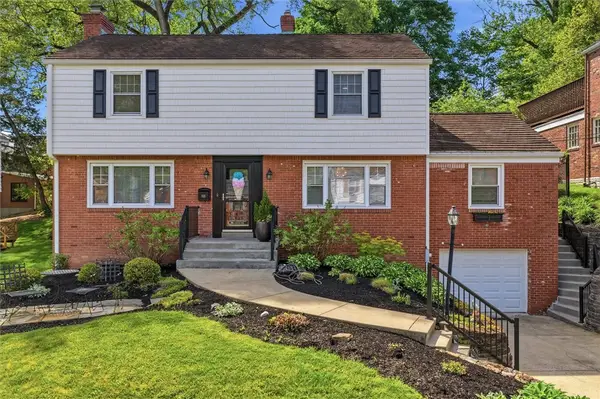 835 Chalmers Pl, Pittsburgh, PA 15243