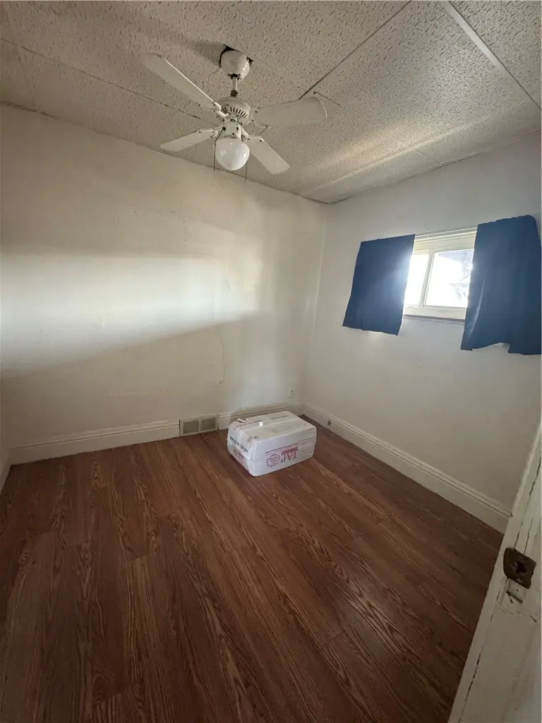 110 13th St, Conway, PA 15027 - #3