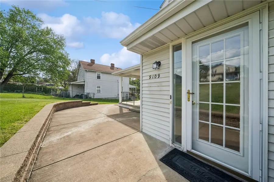9109 Pine St, Pittsburgh, PA 15239 - #2