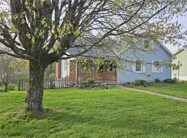 453 Franklin St, Slippery Rock, PA 16057