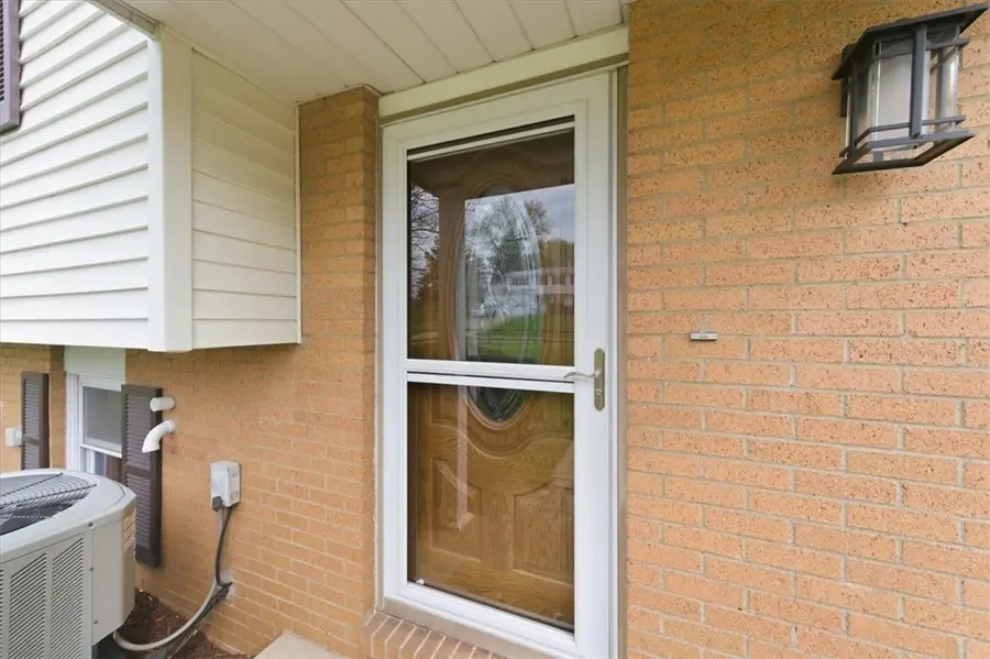 100 Tory Rd, Coraopolis, PA 15108 - #3