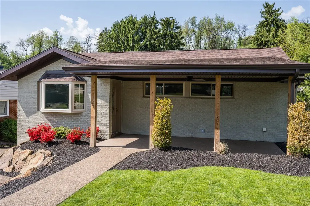 127 Dunbar Dr, Pittsburgh, PA 15235 - #1