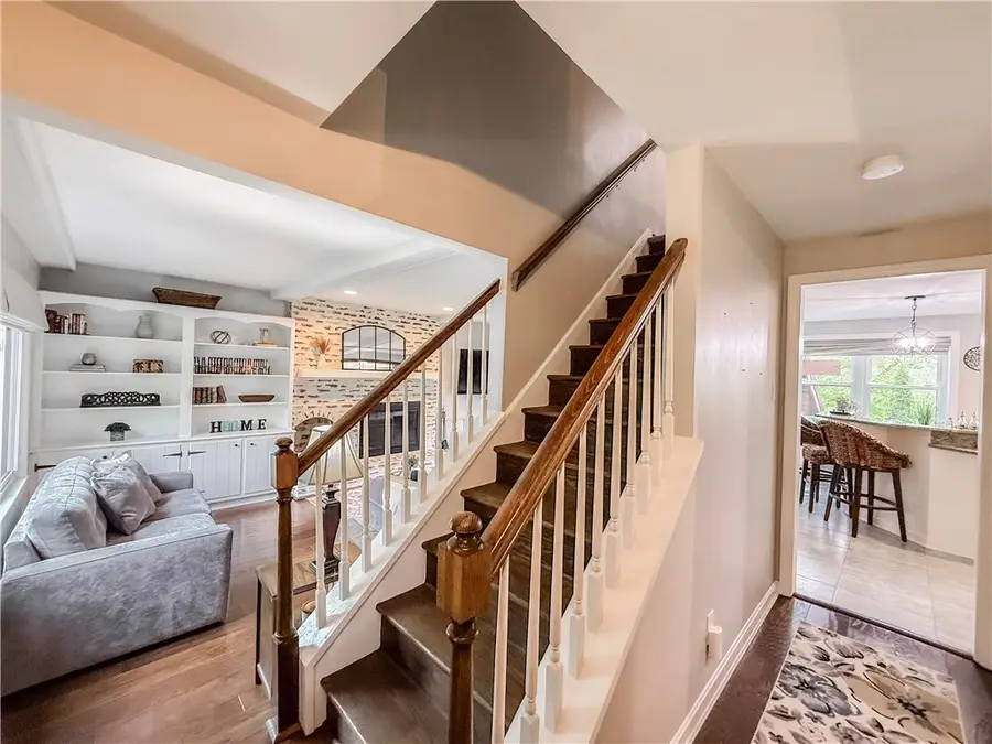 105 Mount Blaine Drive, Canonsburg, PA 15317 - #3