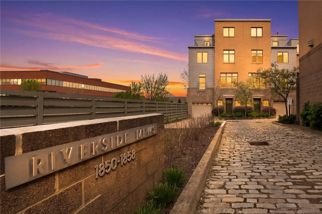 1850 Riverside Mews, Pittsburgh, PA 15203 - #1