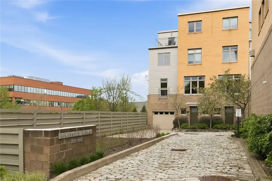 1850 Riverside Mews, Pittsburgh, PA 15203 - #3