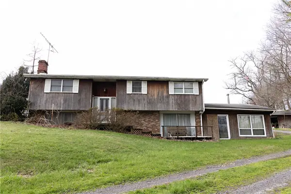 120 Buhl Rd, Evans City, PA 16033