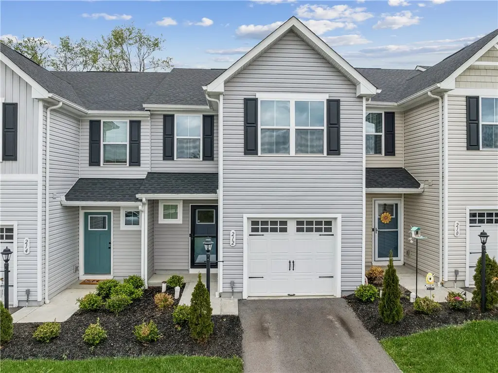 212 Smith Lane, Beaver Falls, PA 15010 - #1