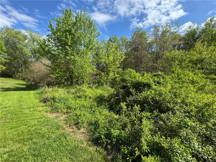 690 Gun Club Rd, Uniontown, PA 15401 - #2