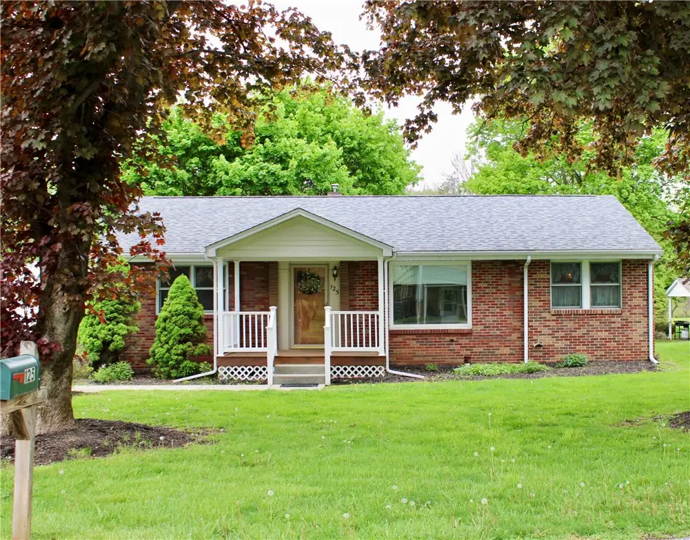 125 Jackson St, Harmony, PA 16037 - #1