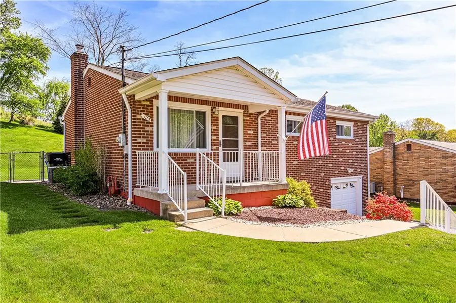 125 Forest Drive, North Huntingdon, PA 15642 - #2