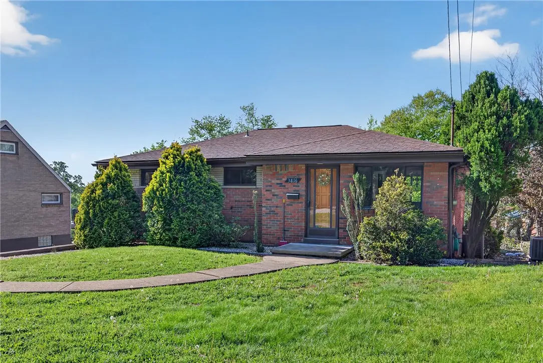 3816 Fleetwood Dr, West Mifflin, PA 15122 - #1