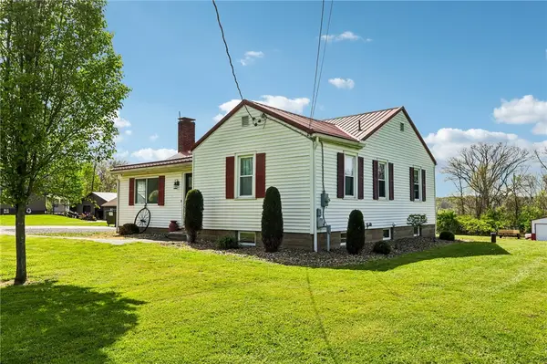 2017 Eastbrook Road, New Castle, PA 16101