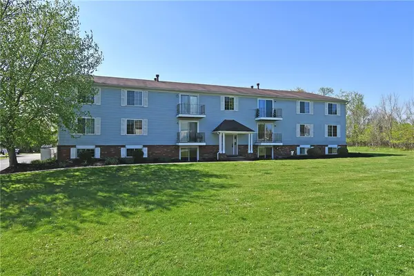 1642 Jefferson Ridge Dr, Clairton, PA 15025