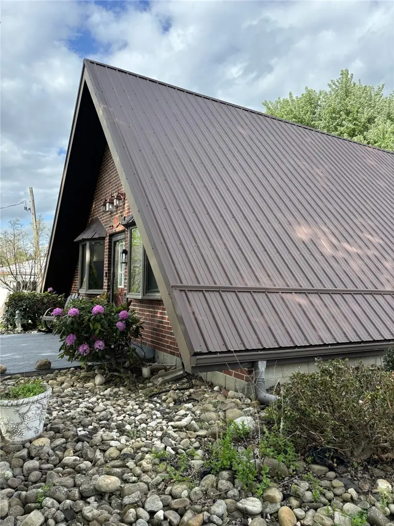 188 Township Dr, Uniontown, PA 15401 - #2