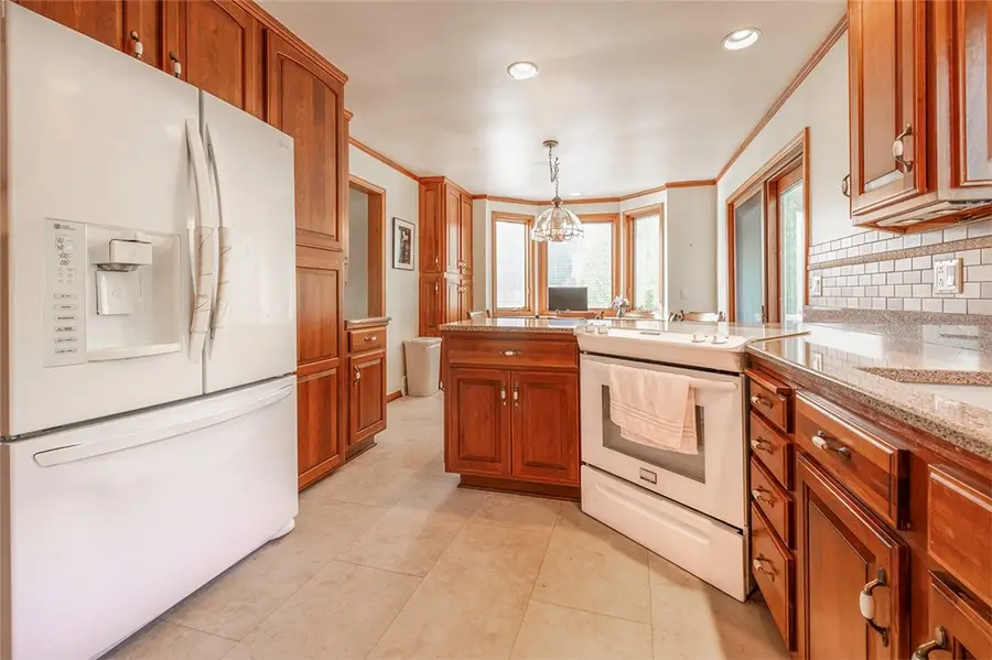 571 Seventh St, Sharpsville, PA 16150 - #2