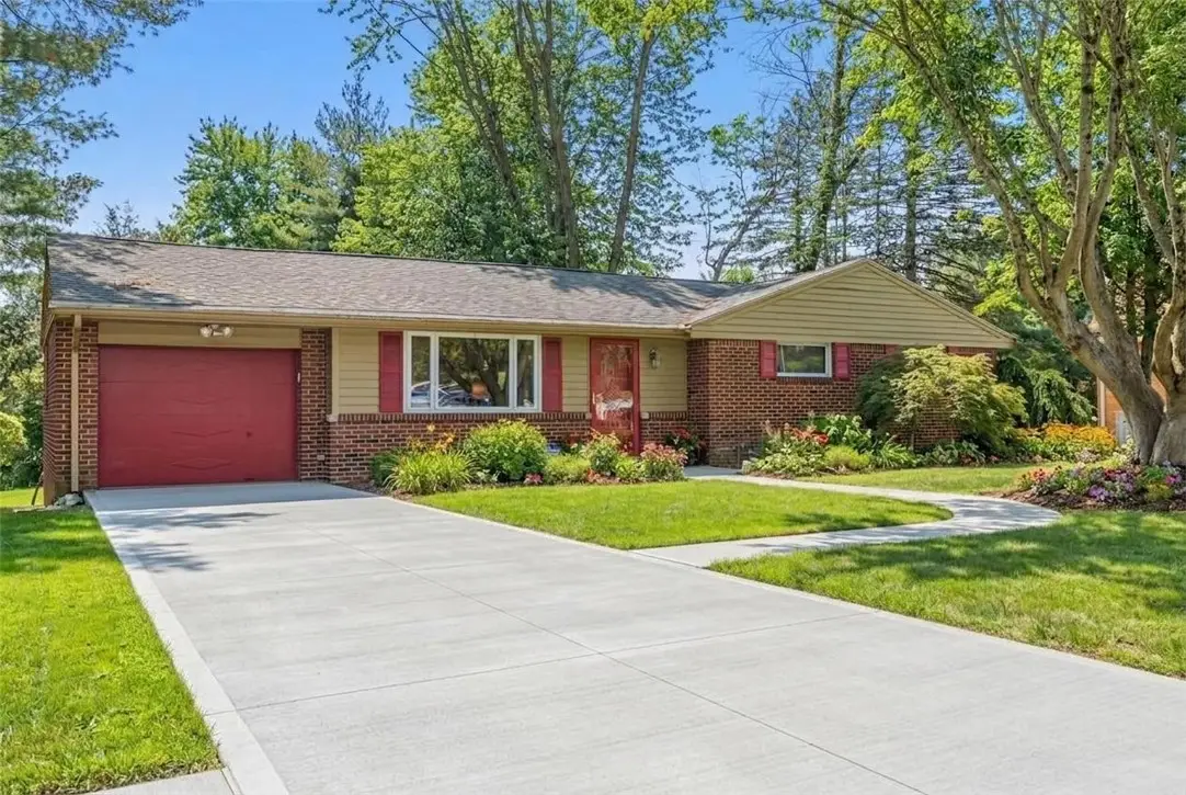 3541 Mcwilliams Rd, Murrysville, PA 15668 - #1