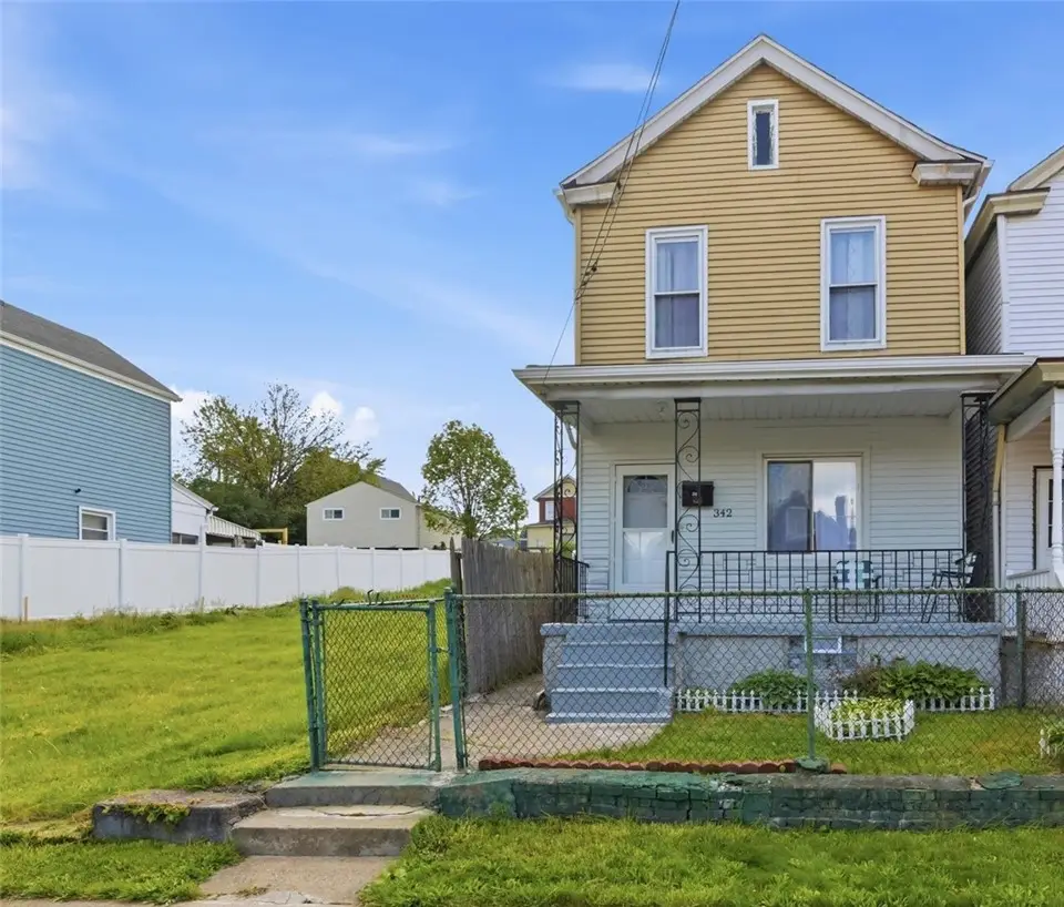 342 W 13th Ave, Homestead, PA 15120 - #1
