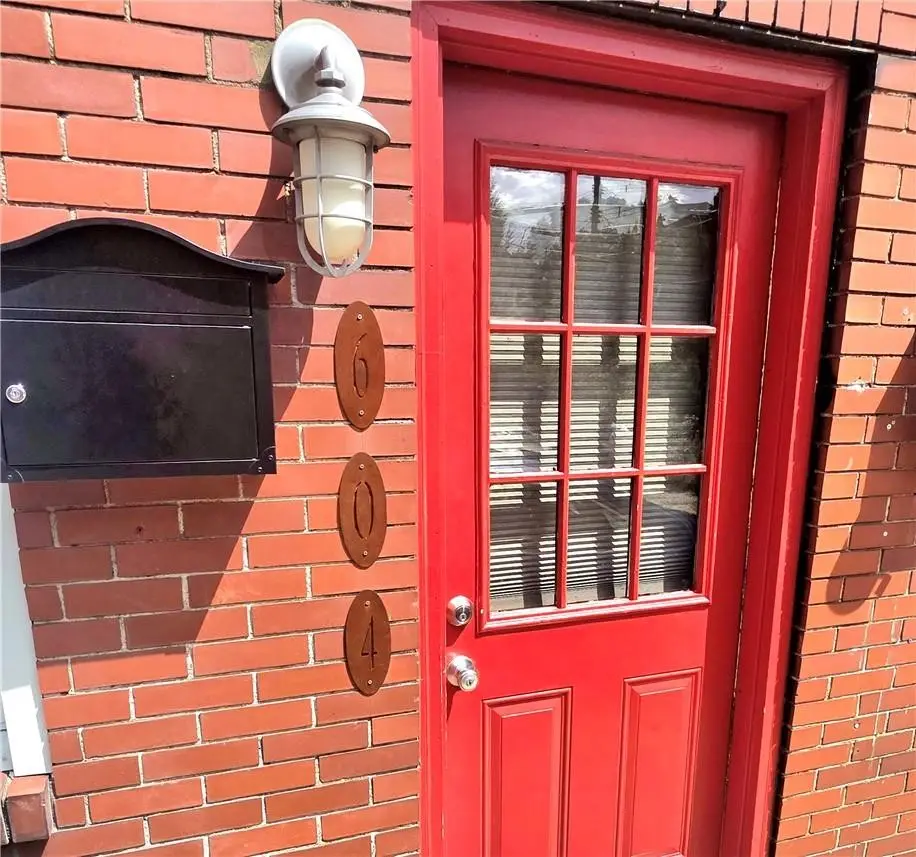 604 Middle St, Pittsburgh, PA 15212 - #1
