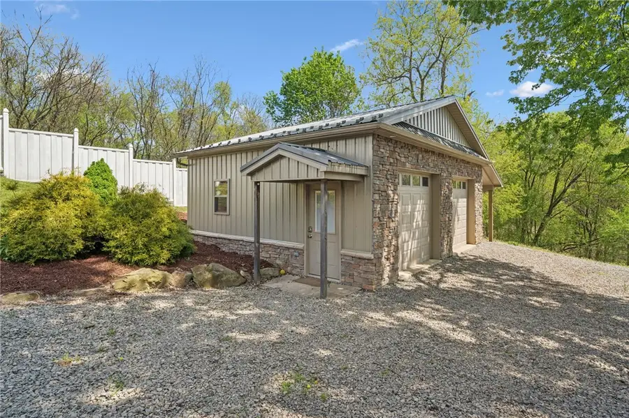 456 Finnin Road, New Kensington, PA 15068 - #3