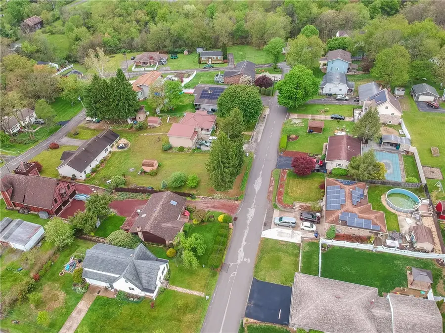 143 Charity Drive, Aliquippa, PA 15001 - #2