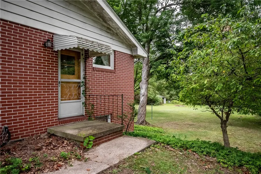 519 N Hermitage Rd, Hermitage, PA 16148 - #3