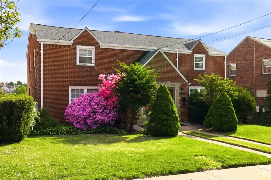 1136 Peermont Ave, Pittsburgh, PA 15216 - #2