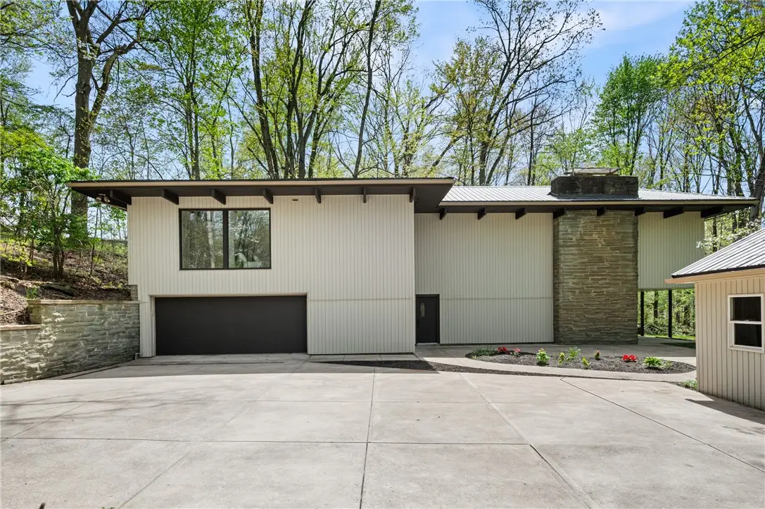 145 Mcclain Rd, Beaver Falls, PA 15010 - #1