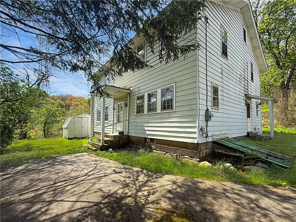 219 Ridgemont Dr, Darlington, PA 16115 - #1