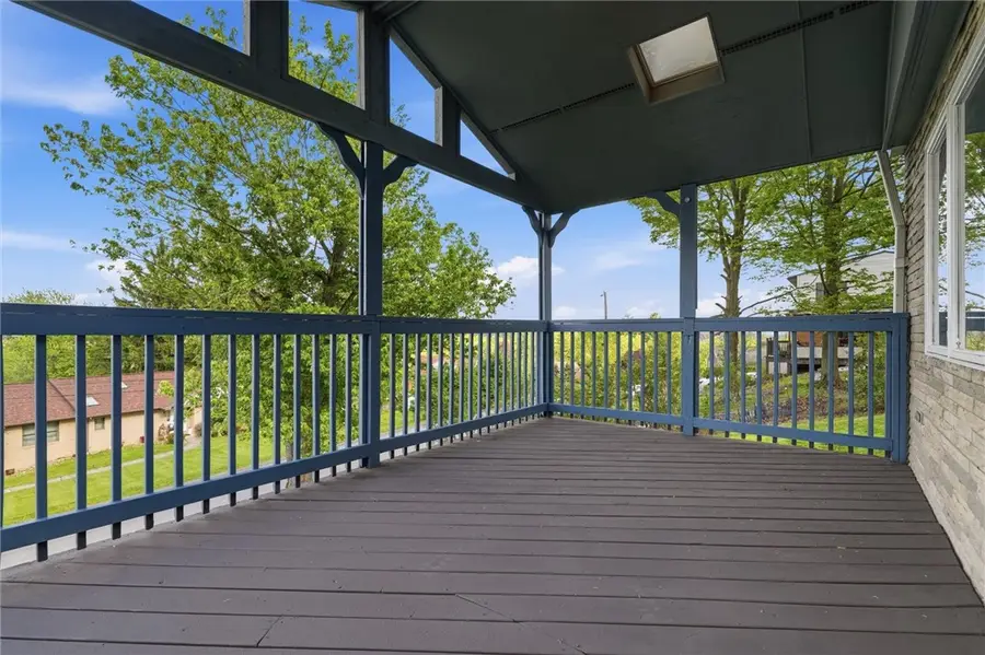 8967 Elm St, Allison Park, PA 15101 - #3