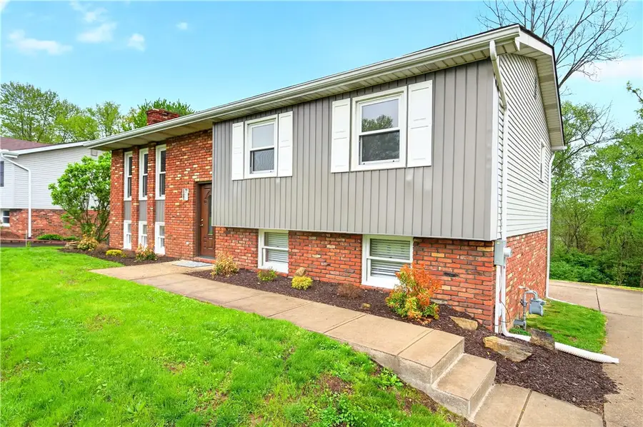 113 Redbud Dr, Beaver Falls, PA 15010 - #3