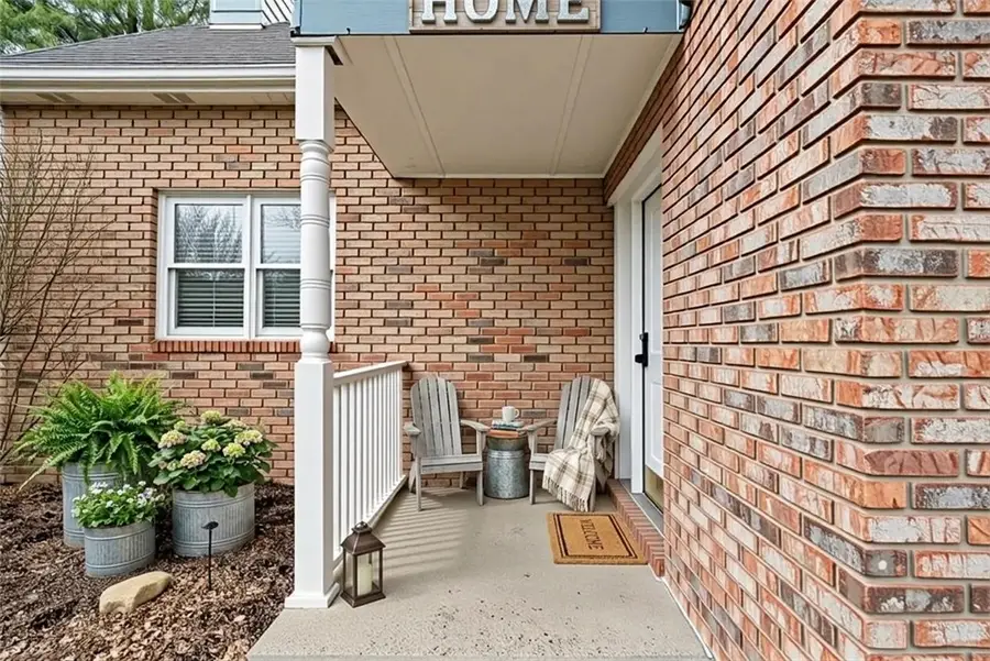 1217 Parkside Dr, Bridgeville, PA 15017 - #3