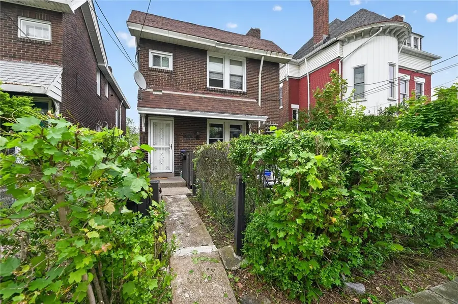 3819 Winterburn Ave, Pittsburgh, PA 15207 - #2