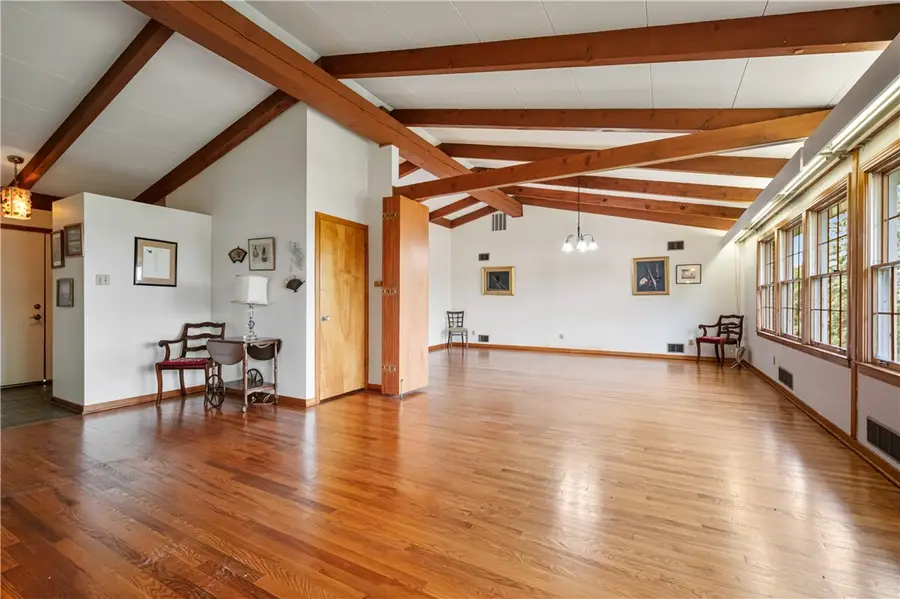 24 Swallow Hill Rd, Carnegie, PA 15106 - #3