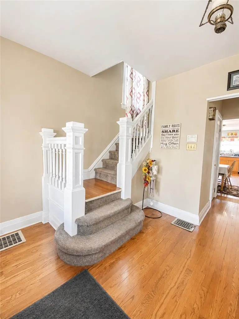 908 4th Ave, Conway, PA 15027 - #2