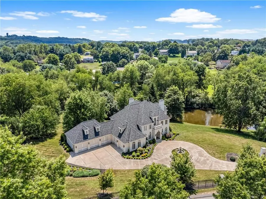 108 Carriage Hill Dr, Mars, PA 16046 - #3