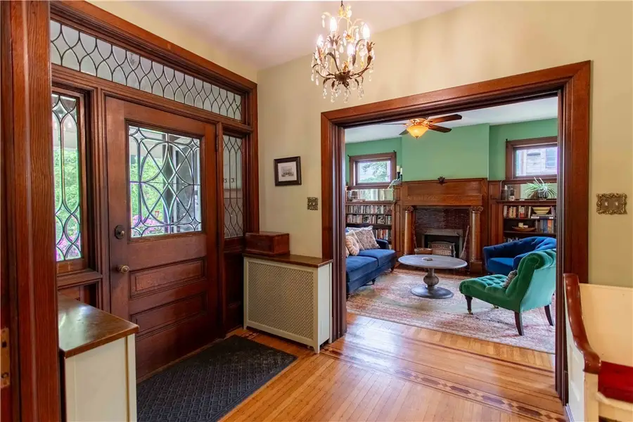 5901 Hampton St, Pittsburgh, PA 15206 - #2
