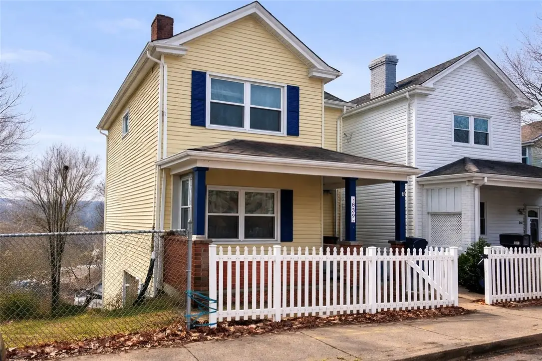 839 Railroad St, McKees Rocks, PA 15136 - #1