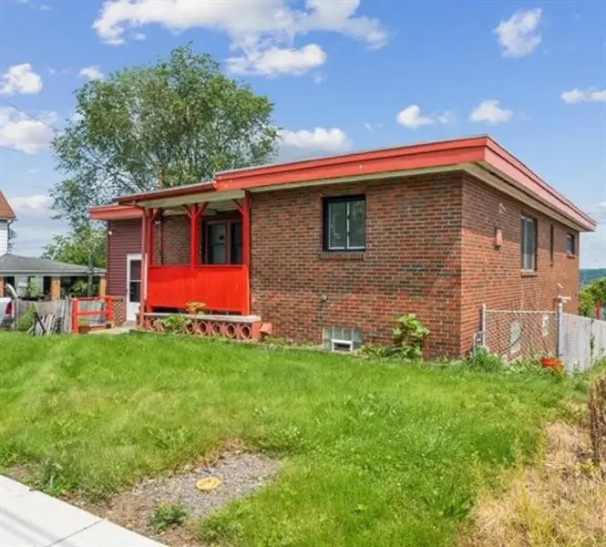 3003 Jersey St, McKeesport, PA 15132 - #2