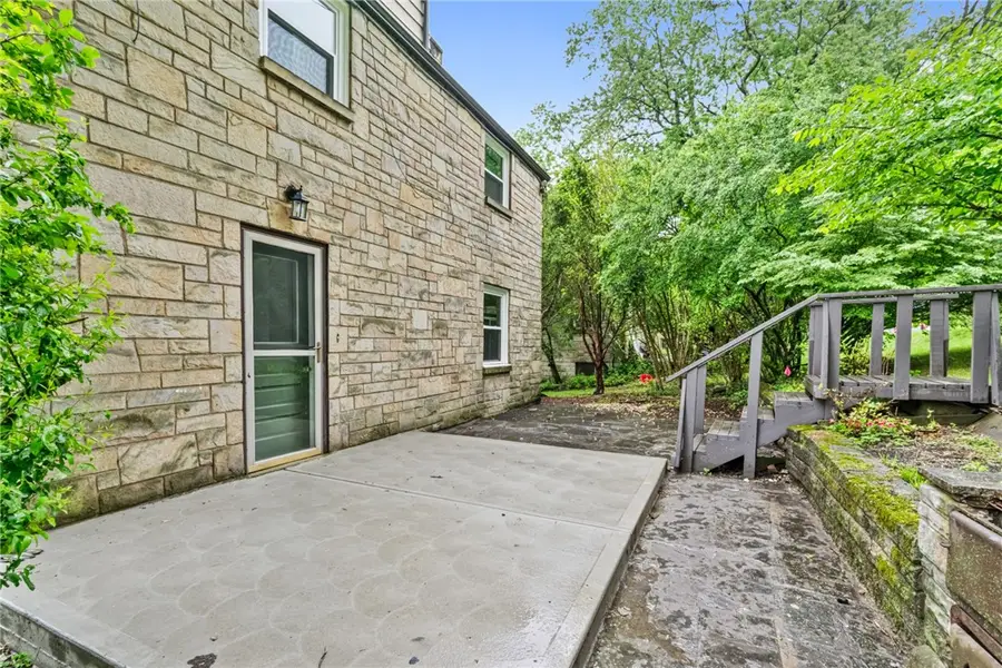 1761 Bower Hill Rd, Pittsburgh, PA 15243 - #3