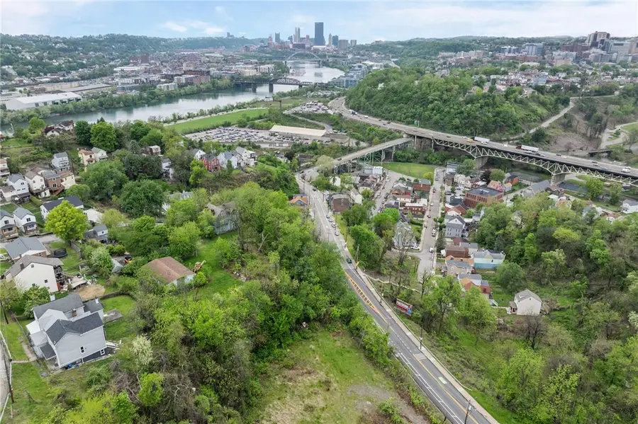 324 Greenfield Ave, Pittsburgh, PA 15207 - #3