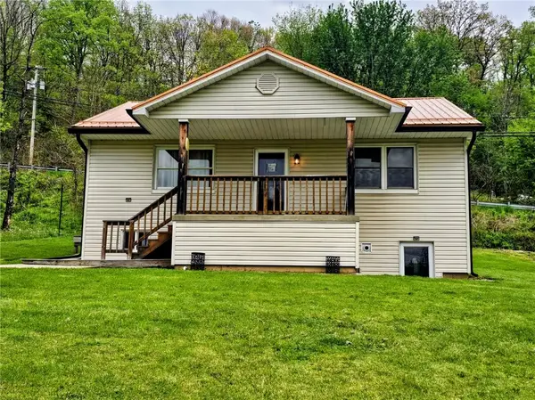112 Patti Ln, Aliquippa, PA 15001