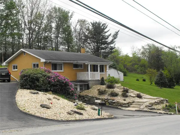41 Mark Dr, Delmont, PA 15626