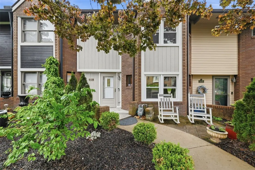 606 Canterbury Dr, Coraopolis, PA 15108 - #1