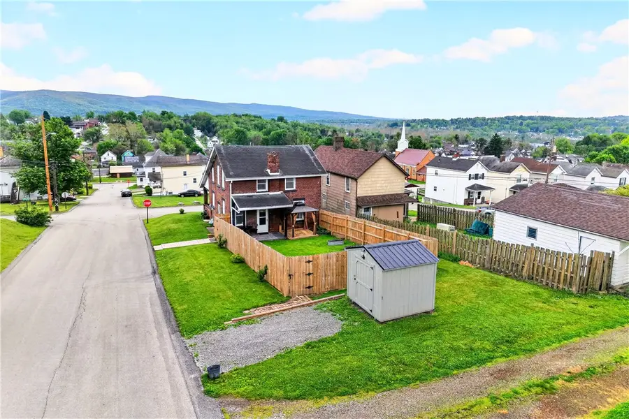 337 Evans Street, Uniontown, PA 15401 - #3