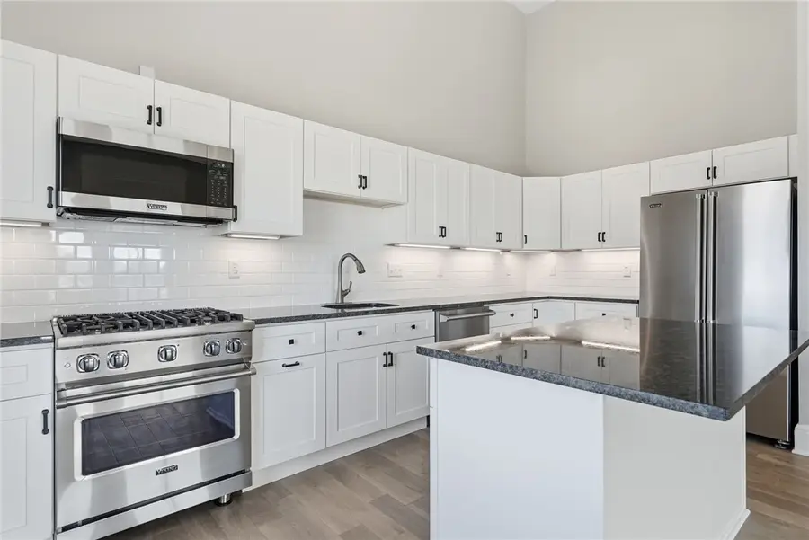 3809 Liberty Ave #401, Pittsburgh, PA 15201 - #2