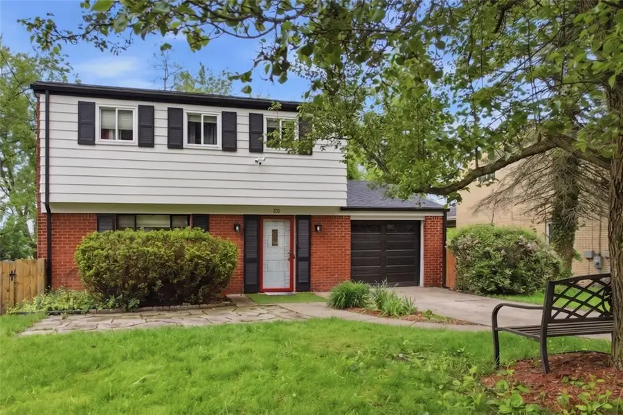 1133 Sperling Dr, Pittsburgh, PA 15221 - #2