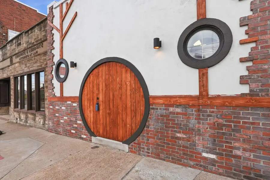2016 Monongahela Avenue, Pittsburgh, PA 15218 - #2